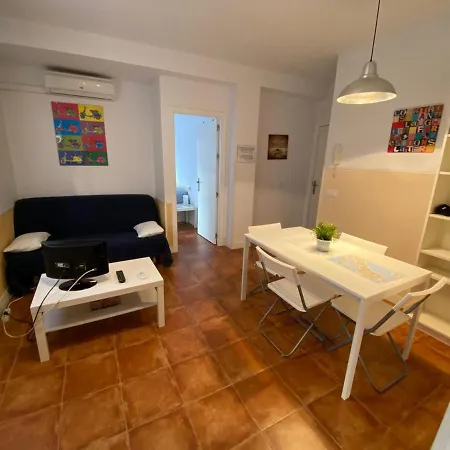Centro + Wifi+ 2 Camas De Matrimonio +playa